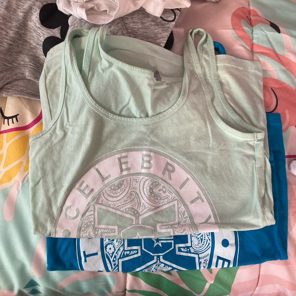 East celebrity elite tank top lot
